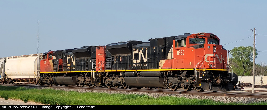 CN 8832 CN 8844